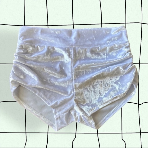 Peridot Cloth Pants - White Velvet Booty Shorts